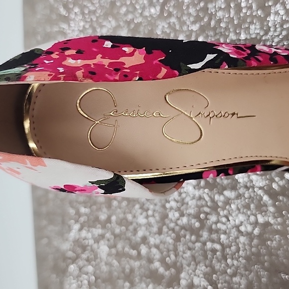 Jessica Simpson Claudette floral pump - Picture 6 of 7